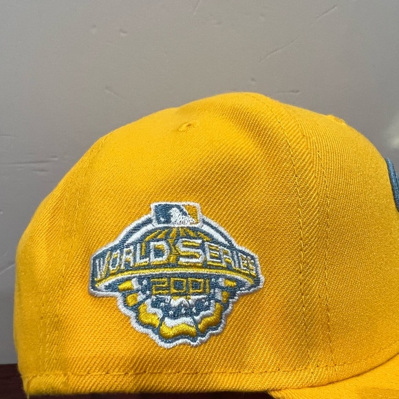 New Era, 59Fifty Fitted Hat, Arizona Diamondbacks, Yellow & White - Picture 3 of 10